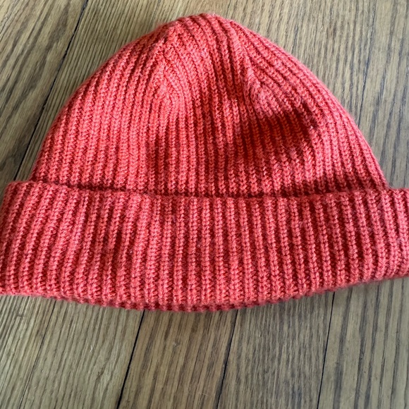 North Face beanie - Picture 4 of 4